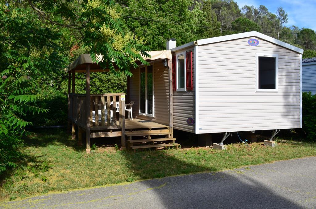Camping La Vidaresse Hotel Sainte-Anastasie-sur-Issole Exterior foto