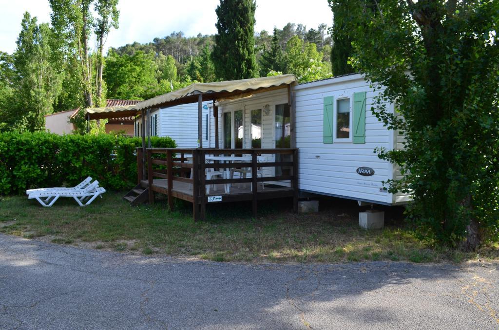 Camping La Vidaresse Hotel Sainte-Anastasie-sur-Issole Exterior foto