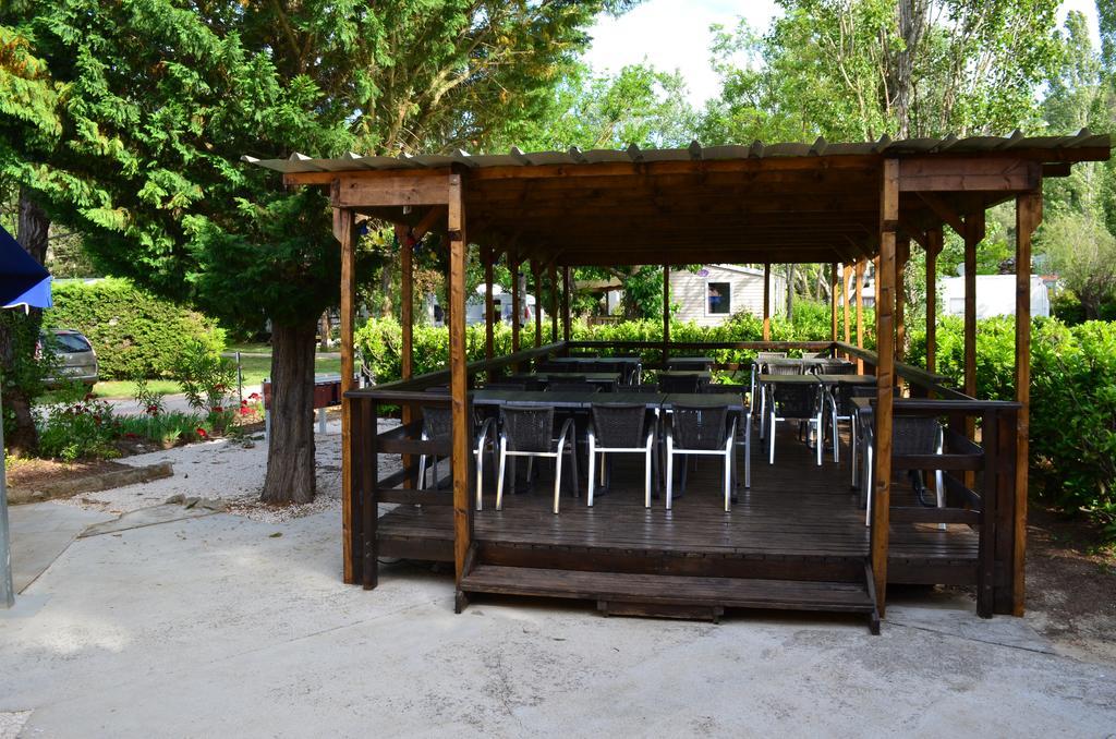 Camping La Vidaresse Hotel Sainte-Anastasie-sur-Issole Exterior foto
