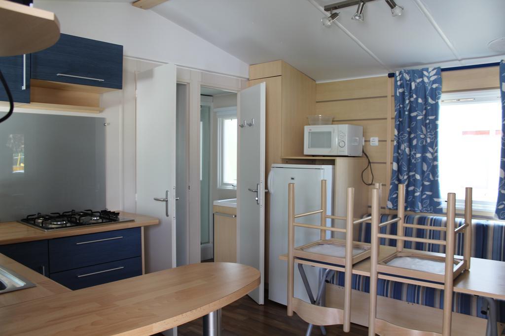 Camping La Vidaresse Hotel Sainte-Anastasie-sur-Issole Exterior foto